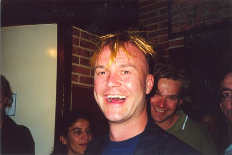 sanjo mit neuer haarpracht